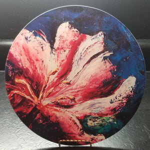 Nin Flower - Cutting board, 12" tempered glass